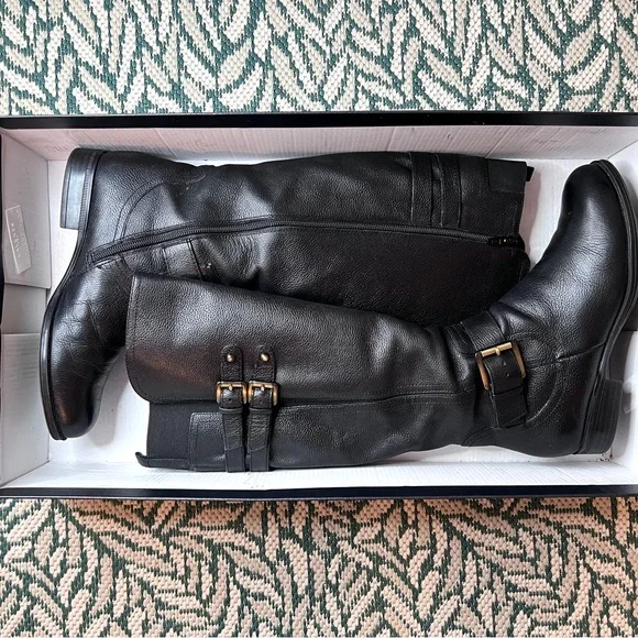 Naturalizer Black Leather Winter Boots - Picture 2 of 16